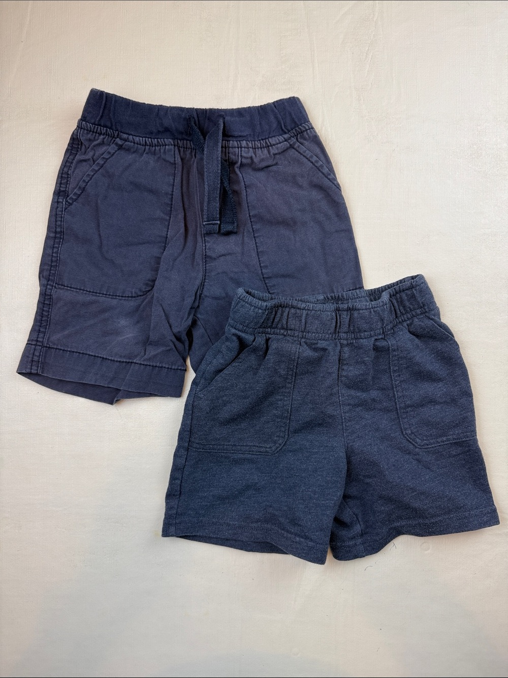 OshKosh B'gosh Boys Navy Pull-On Shorts Bundle Size 3T